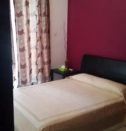 Koyrion Beach Limassol Apts Apartamento Ypsonas