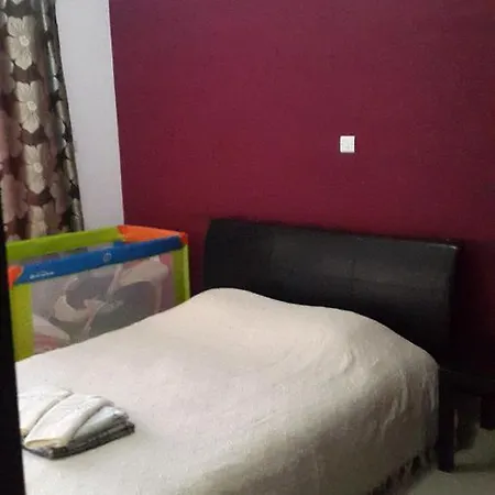 Koyrion Beach Limassol Apts Апартаменты
